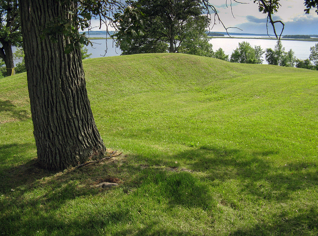 Serpent Mounds Park, Rice Lake