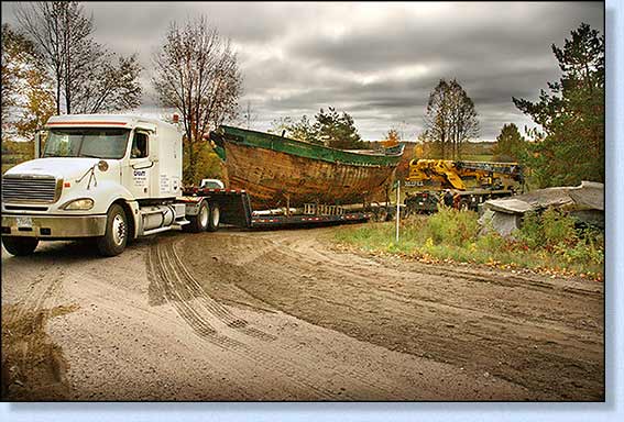 Backing La Revenante into the farm