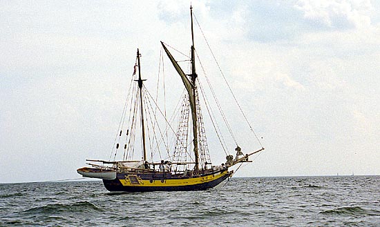 Royaliste at sea